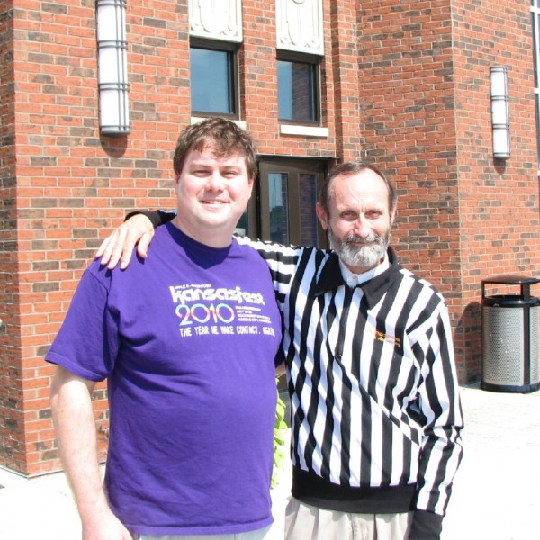 Scott Miller with Twin Galaxies arcade founder Walter Day. Scott Miller with Twin Galaxies arcade founder Walter Day.